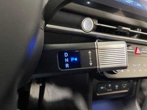 Certified 2025 Hyundai Tucson Limited image 24