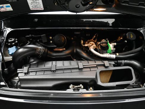 Used 2003 Porsche 911 GT2 RWD image 39