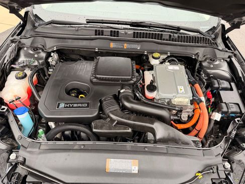 Used 2018 Ford Fusion S image 33