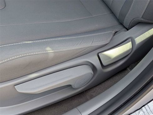 Used 2025 Hyundai Elantra SEL FWD image 21