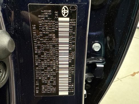 Used 2025 Toyota Corolla SE image 20