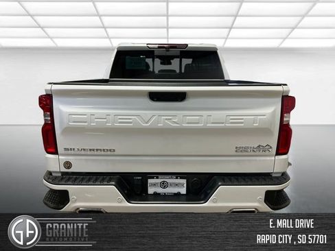 Used 2023 Chevrolet Silverado 1500 High Country image 4