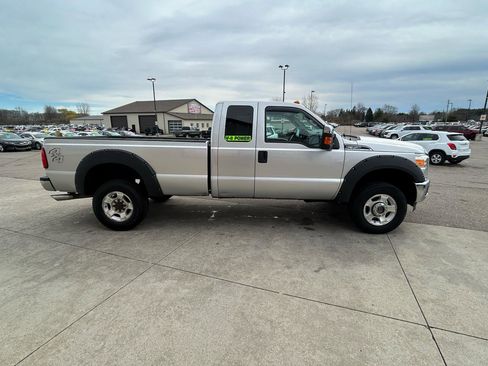 Used 2011 Ford F350 XLT w/ XLT Premium Pkg image 4