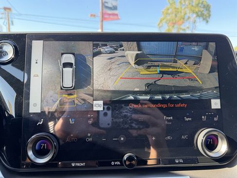 Used 2026 Lexus TX 500h AWD w/ Technology Package image 15