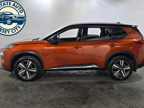 Used 2021 Nissan Rogue SL w/ Premium Package AWD/4WD image 4