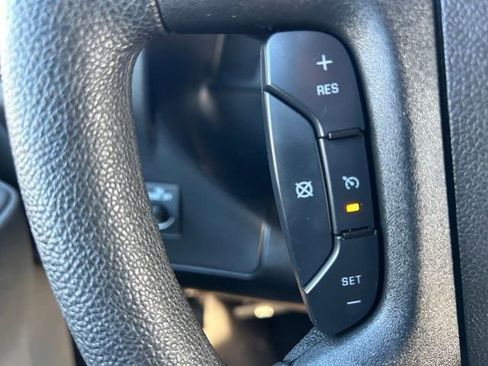 Used 2023 Chevrolet Express 3500 LT w/ LT Preferred Equipment Group RWD image 18