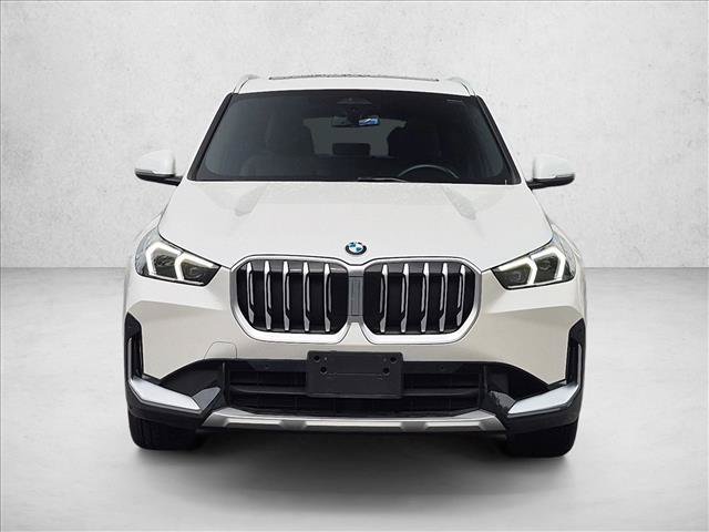 Used 2025 BMW X1 xDrive28i AWD/4WD image 2