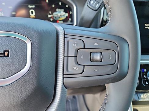 New 2025 GMC Sierra 2500 Denali w/ Denali Reserve Package image 18