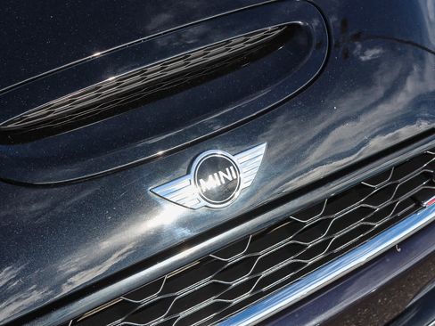 Used 2018 MINI Cooper S image 11