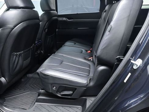 Used 2023 Hyundai Palisade SEL image 21