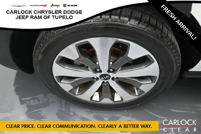 Used 2020 Kia Telluride S w/ S 8 Passenger Seating Package FWD image 34