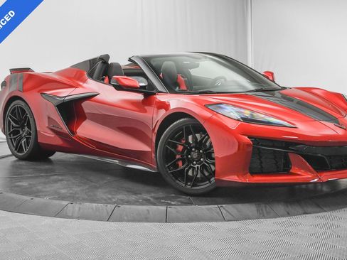 Used 2023 Chevrolet Corvette Z06 image 1