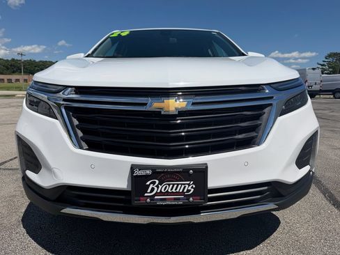 Used 2024 Chevrolet Equinox LT w/ LPO, Floor Liner Package AWD/4WD image 2
