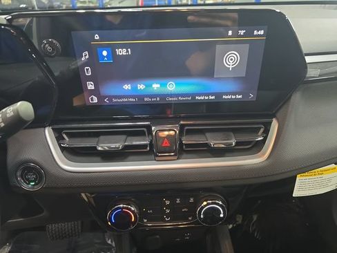 New 2026 Chevrolet TrailBlazer LT w/ Midnight Edition AWD/4WD image 22