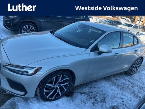 Used 2020 Volvo S60 T5 Momentum w/ Protection Package Premier image 1
