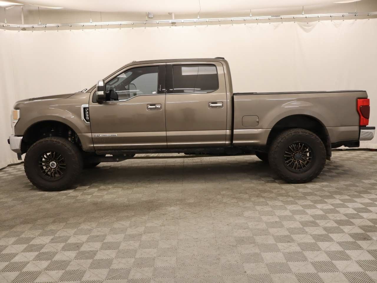 Used 2022 Ford F250 King Ranch w/ King Ranch Ultimate Package AWD/4WD image 2