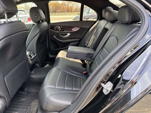 Used 2018 Mercedes-Benz C 300 4MATIC Sedan image 14