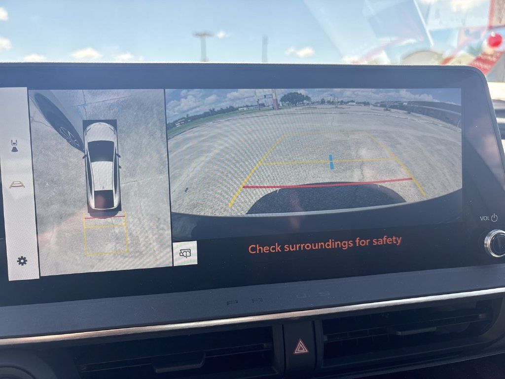 Used 2024 Toyota Prius Prime Premium w/ Advanced Technology Package FWD image 28