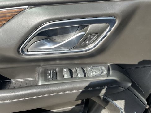 Used 2023 Chevrolet Tahoe High Country w/ Advanced Technology Package AWD/4WD image 13