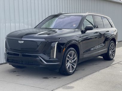 New 2026 Cadillac Vistiq Sport w/ LPO, Floor Liner Package