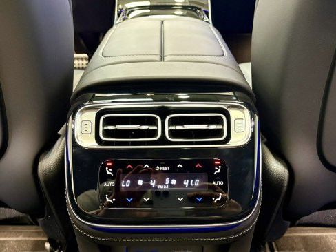 New 2026 Mercedes-Benz S 63 AMG S image 32