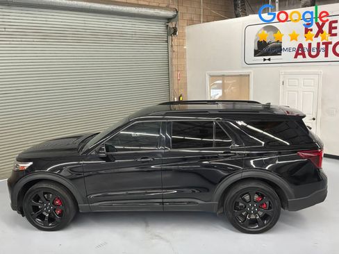 Used 2021 Ford Explorer ST w/ Equipment Group 401A AWD/4WD image 8