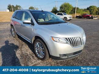 Used 2013 Lincoln MKX AWD image 1