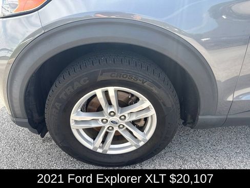 Used 2021 Ford Explorer XLT AWD/4WD image 9