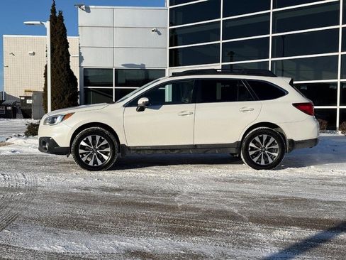 Used 2017 Subaru Outback 2.5i Limited image 6