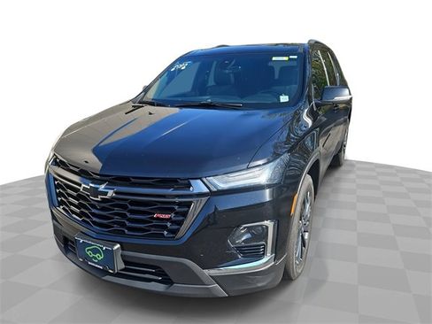 Certified 2023 Chevrolet Traverse RS image 1