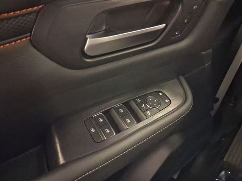 New 2026 Nissan Armada PRO-4X w/ Captain's Chari Seat Package AWD/4WD image 17