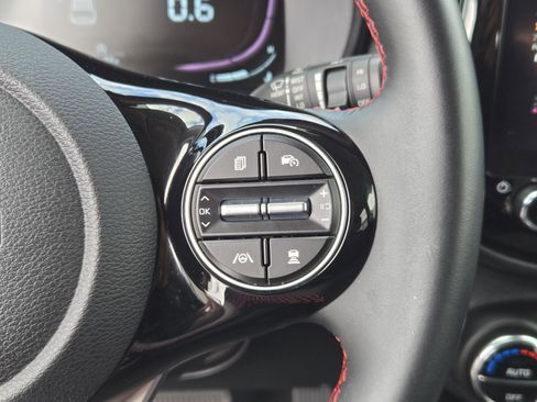 Used 2023 Kia Soul GT-Line w/ GT-Line Technology Package image 18