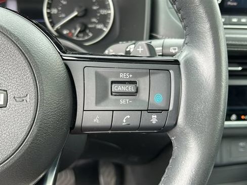 Certified 2023 Nissan Rogue SV w/ SV Premium B Package AWD/4WD image 14
