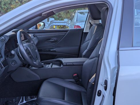 Used 2023 Lexus ES 350 w/ Premium Package image 15