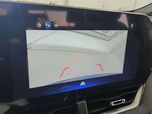 New 2026 Chevrolet Equinox LT image 21