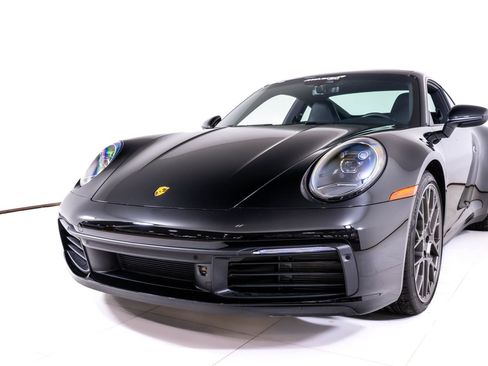 Used 2024 Porsche 911 Carrera S RWD image 10
