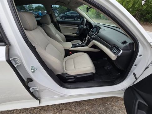 Used 2021 Honda Accord LX image 15