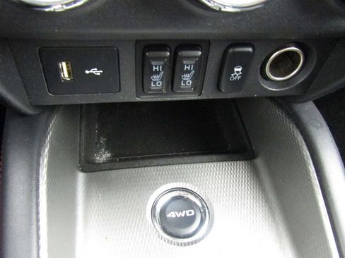 Used 2018 Mitsubishi Outlander Sport LE AWD/4WD image 26
