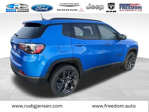 New 2026 Jeep Compass Latitude image 5