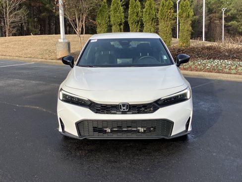 Used 2025 Honda Civic Sport image 3