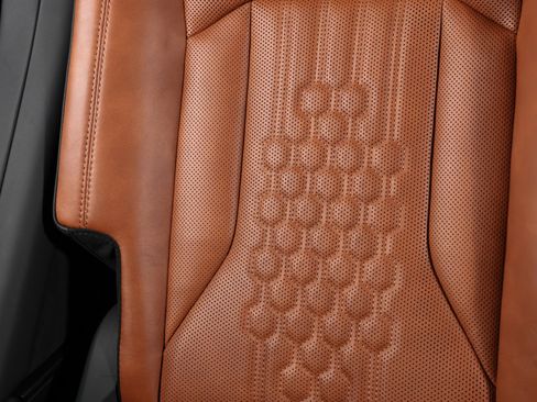 Used 2023 Lamborghini Urus S image 28