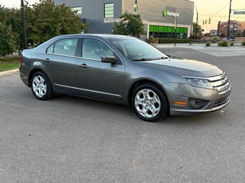 Used 2010 Ford Fusion SE image 5