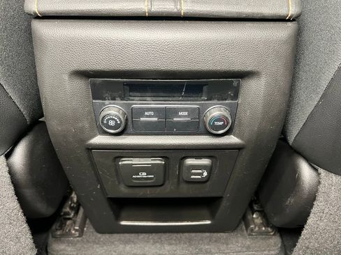 Used 2019 Chevrolet Traverse RS w/ LPO, Floor Liner Package image 24