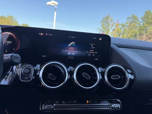 Used 2023 Mercedes-Benz GLA 250 image 5