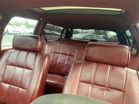 Used 1992 Oldsmobile Custom Cruiser image 12