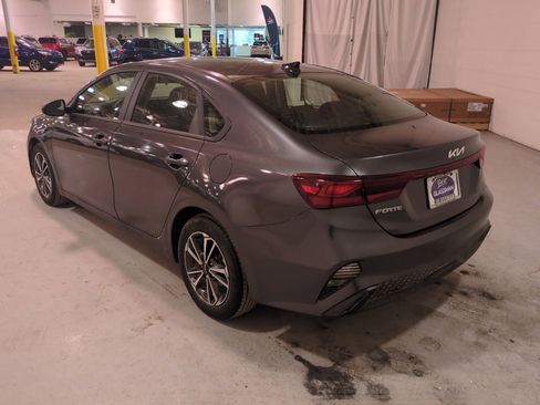 Used 2023 Kia Forte LXS image 6