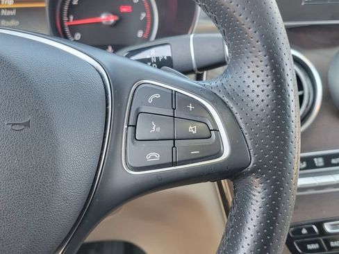 Used 2018 Mercedes-Benz GLC 300 image 8