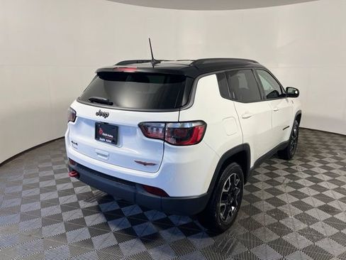 Certified 2019 Jeep Compass Trailhawk w/ Cold Weather Group AWD/4WD image 7