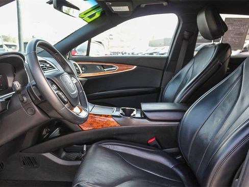 Used 2020 Lincoln Nautilus Reserve w/ Equipment Group 201A image 22