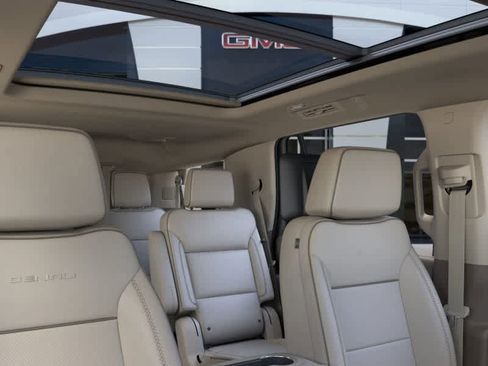 New 2026 GMC Yukon Denali w/ Denali Reserve Package image 24